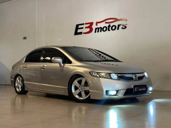 HONDA CIVIC 1.8 LXS 16V FLEX 4P AUTOMÁTICO